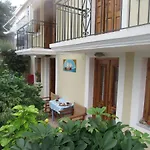 Apartamento Chryssa Simi