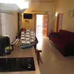 Apartamento Chryssa Simi