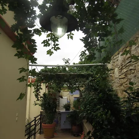 克里撒客房旅馆 公寓 *