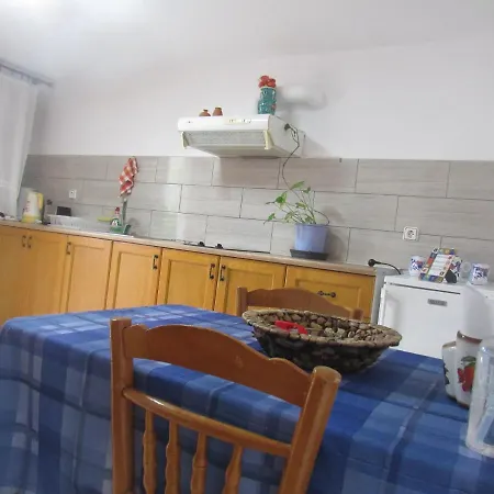 克里撒客房旅馆