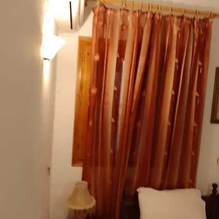 克里撒客房旅馆 公寓 *