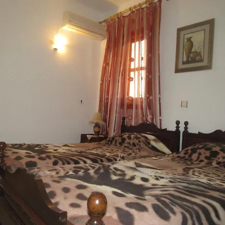Apartment Chryssa *