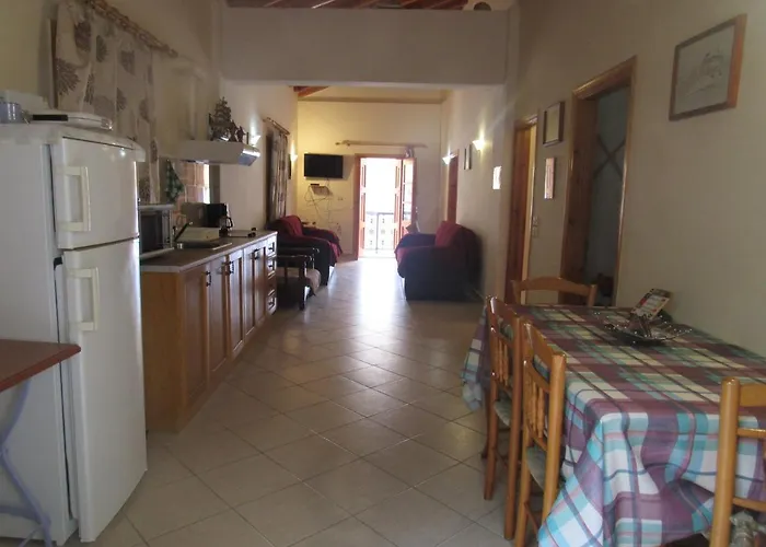 Chryssa Apartamento Simi