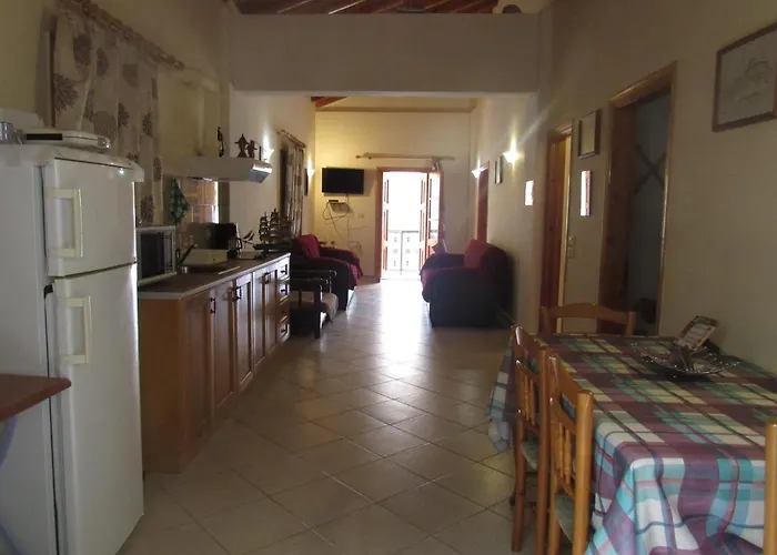 Chryssa Apartamento Simi